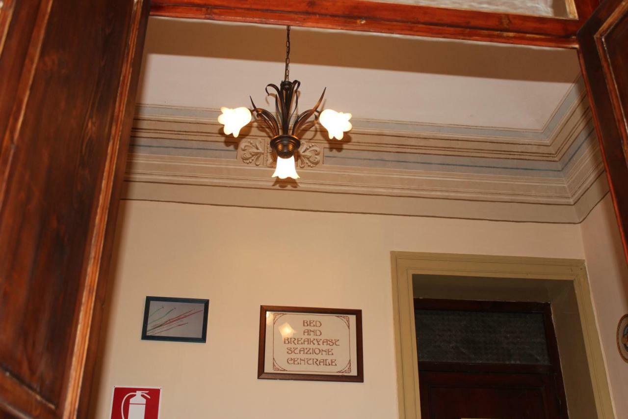 B&B Stazione Centrale Palermo Buitenkant foto