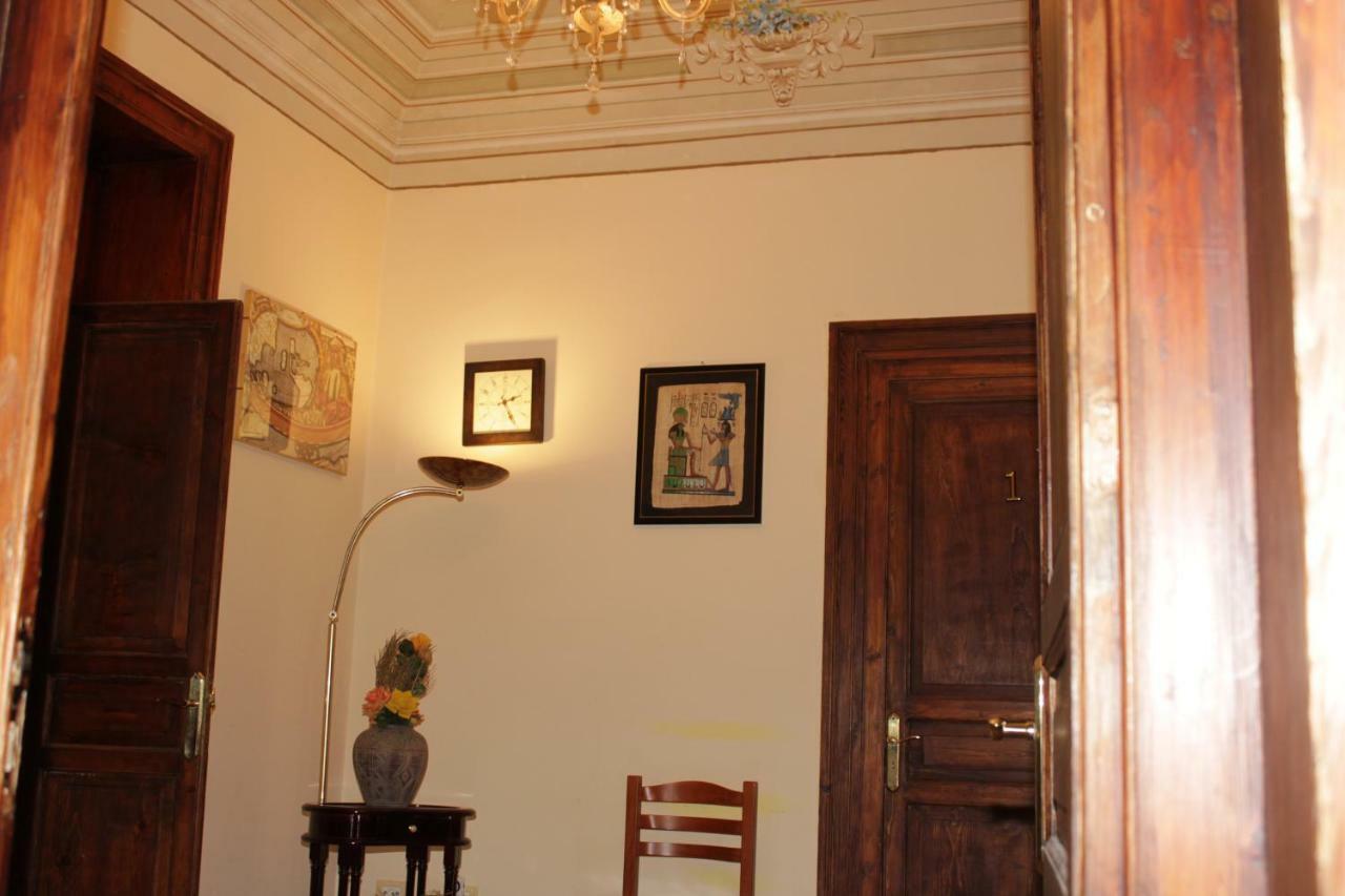 B&B Stazione Centrale Palermo Buitenkant foto